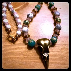 Howlite Quartz Raven Crow Skull necklace